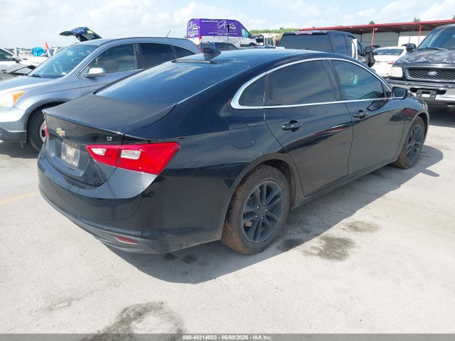 2017 Chevrolet MALIBU 1LT — фото 4