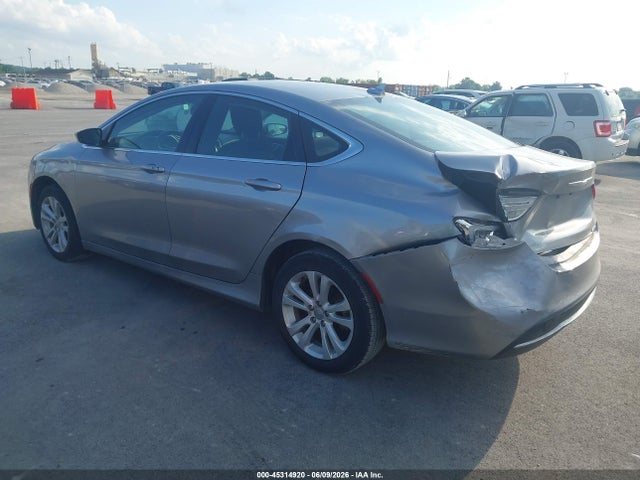 2016 Chrysler 200 LIMITED — фото 3