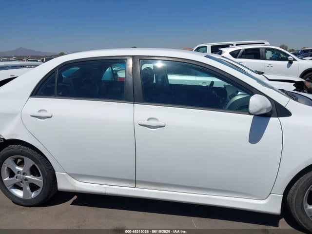 2013 Toyota COROLLA S — миниатюра 14