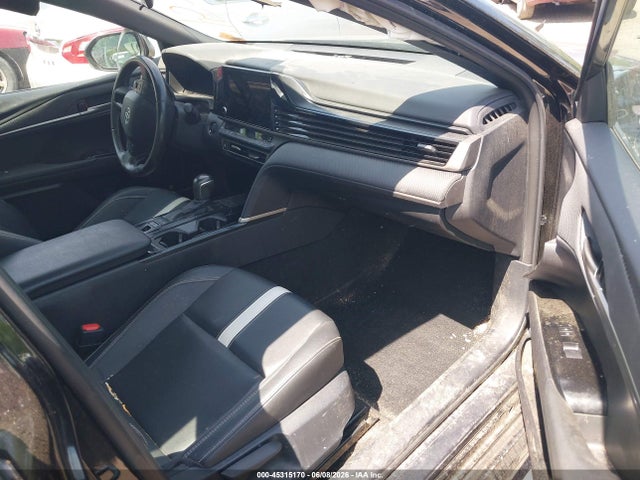 صورة 5 لـ 2025 Toyota CAMRY SE