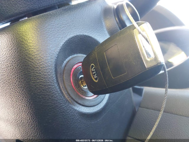 صورة مصغرة 11 لـ 2016 KIA FORTE LX