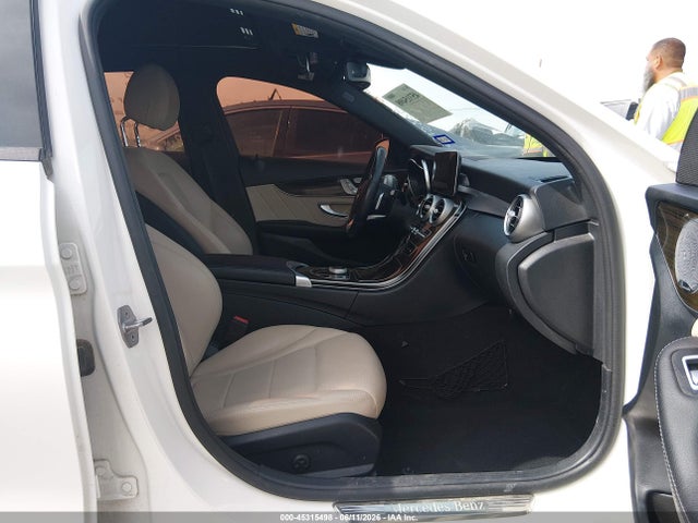 صورة 5 لـ 2019 Mercedes-BENZ C 300