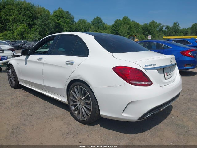 2017 Mercedes-BENZ AMG C 43 4MATIC photo 3
