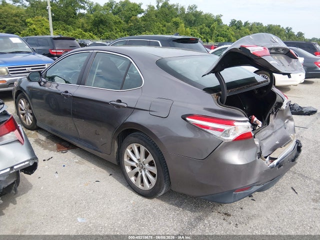 صورة مصغرة 3 لـ 2018 Toyota CAMRY LE