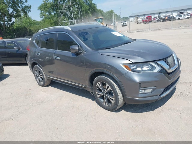 2017 NISSAN ROGUE SL