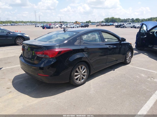 2014 Hyundai ELANTRA SE 照片 4