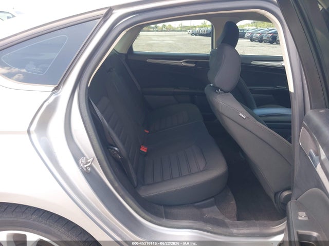 صورة 8 لـ 2020 FORD FUSION HYBRID SE