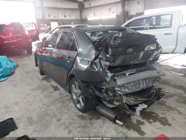 2014 Toyota CAMRY SE V6 照片 3