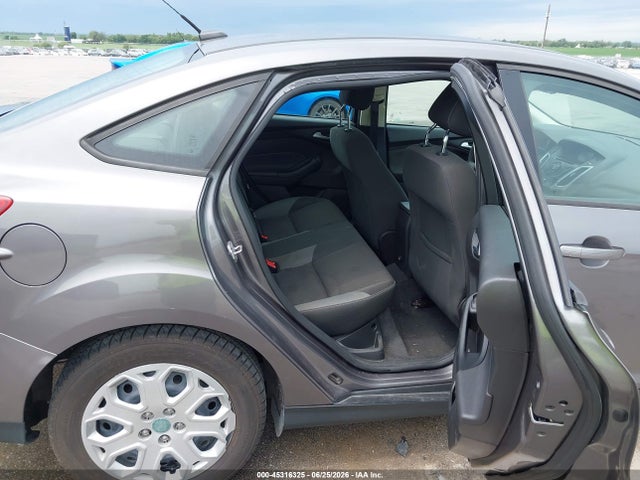 2012 FORD FOCUS SE 照片 8
