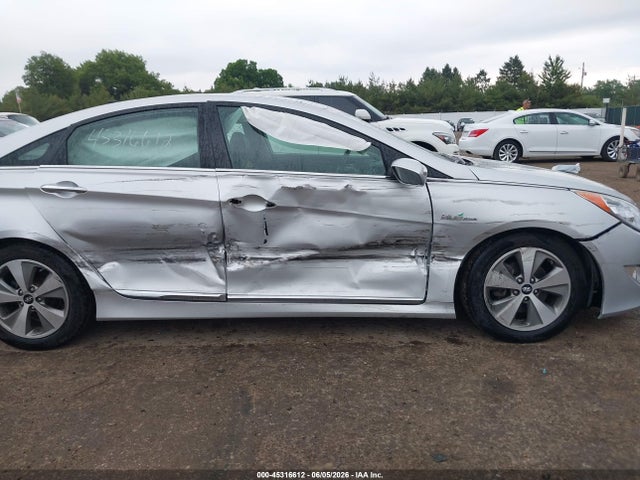 2012 Hyundai SONATA HYBRID — фото 6
