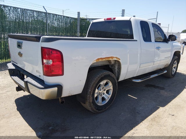 2008 Chevrolet SILVERADO 1500 LT1 — фото 4