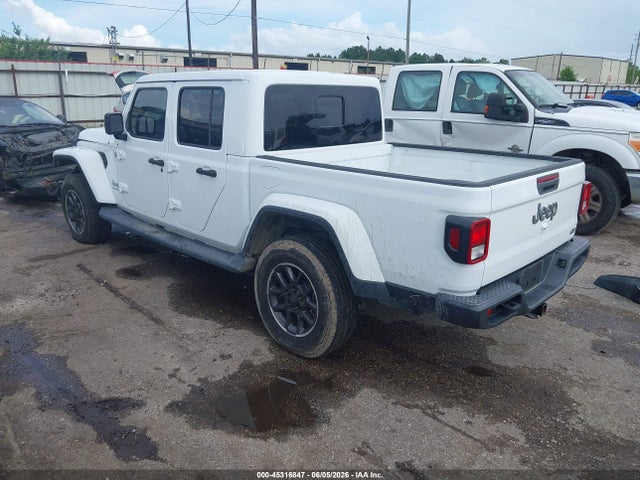 صورة 3 لـ 2021 JEEP GLADIATOR OVERLAND 4X4