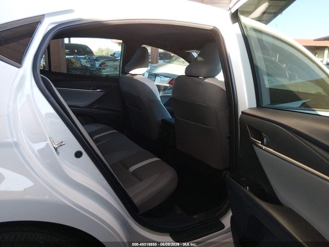 2025 Toyota CAMRY SE photo 8