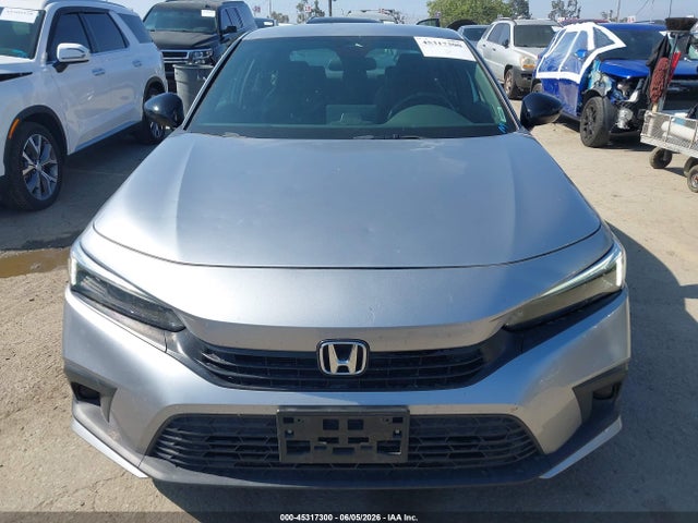 صورة 6 لـ 2023 Honda CIVIC SPORT