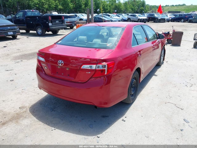 2014 Toyota CAMRY LE — фото 4