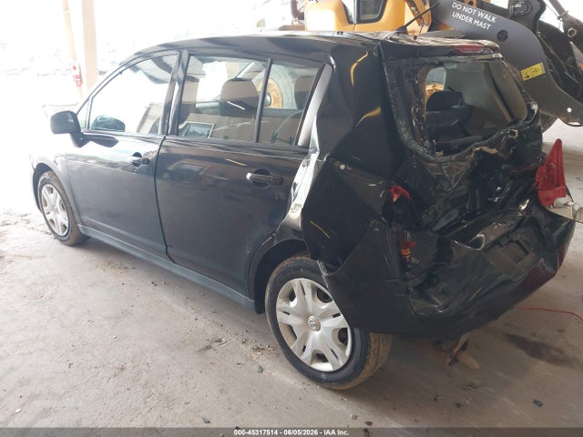 2010 Nissan VERSA 1.8S 照片 3