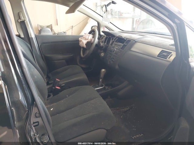 2010 Nissan VERSA 1.8S 照片 5