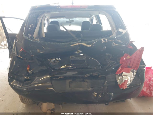 2010 Nissan VERSA 1.8S 照片 6