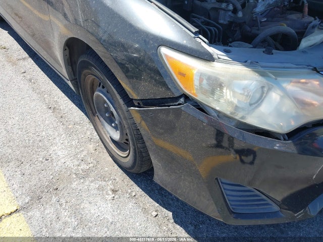 2012 Toyota CAMRY LE photo 6