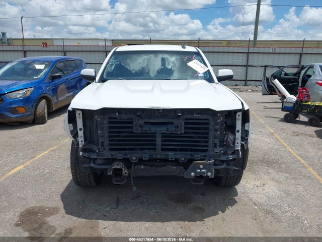 2018 Chevrolet SILVERADO 1500 1LT 照片 6