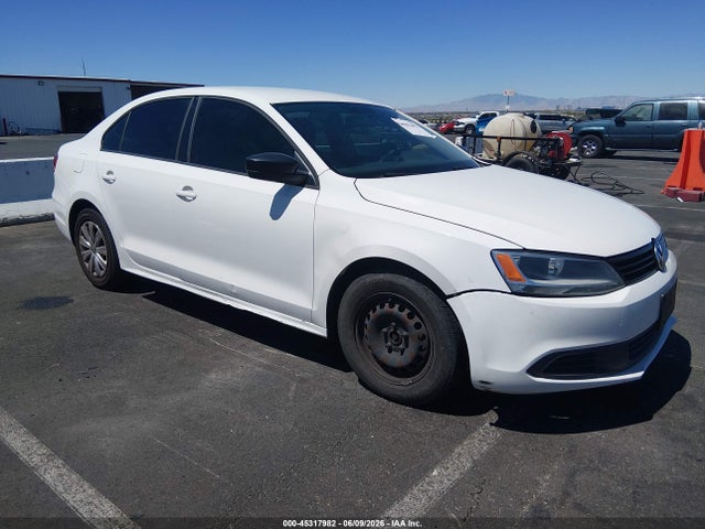 2014 Volkswagen JETTA 2.0L S — фото 1