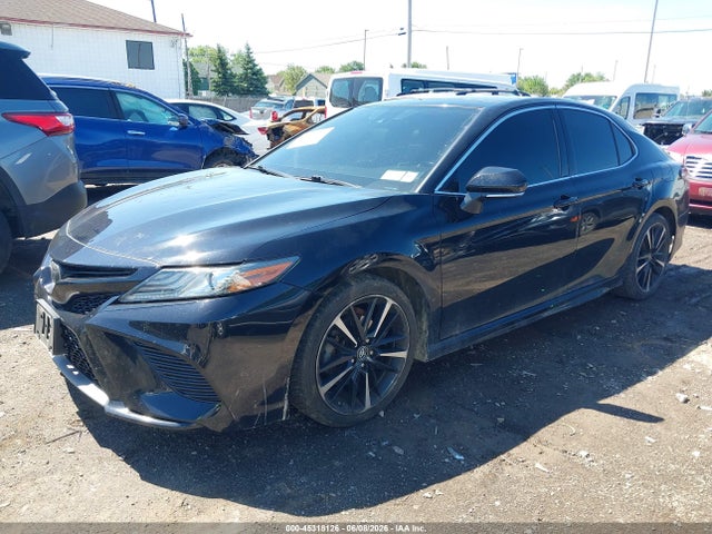 2019 Toyota CAMRY XSE — фото 2