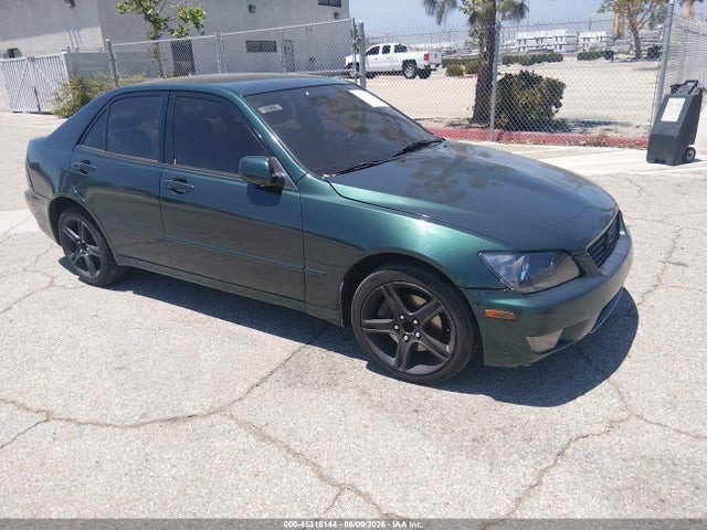 2001 LEXUS IS 