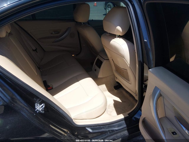 صورة 8 لـ 2015 BMW 320I