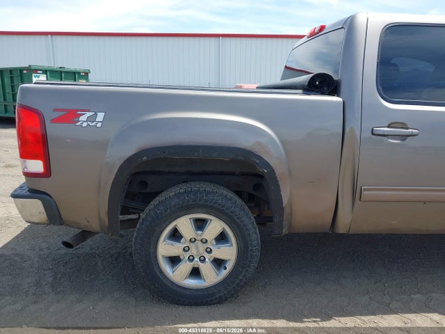 صورة 6 لـ 2013 GMC SIERRA 1500 SLT