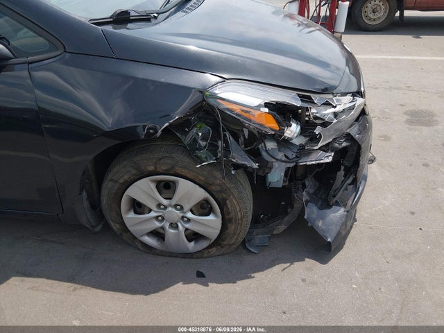 صورة 6 لـ 2017 KIA FORTE LX