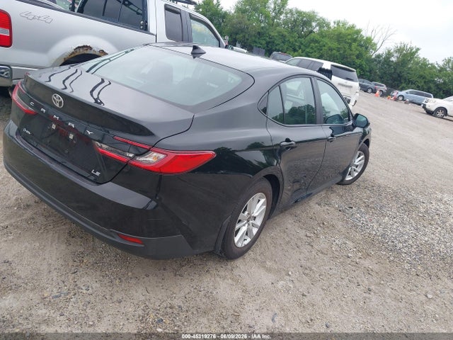 2025 Toyota CAMRY LE 照片 4