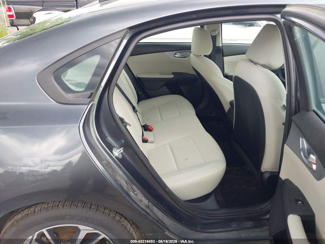 صورة 8 لـ 2023 KIA FORTE LXS