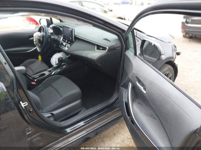 2021 Toyota COROLLA SE NIGHTSHADE EDITION photo 5