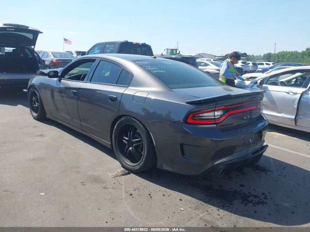 صورة 3 لـ 2018 Dodge CHARGER SXT RWD