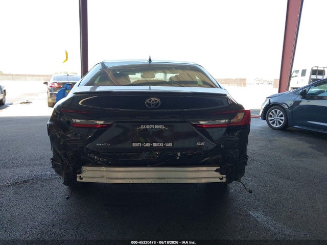 2025 TOYOTA CAMRY SE 17