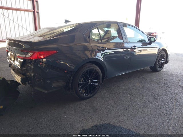 2025 TOYOTA CAMRY SE 4