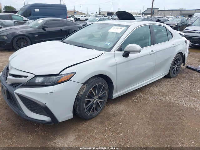 2022 TOYOTA CAMRY SE 2