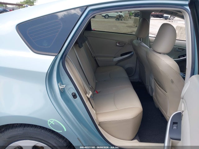 2013 Toyota PRIUS FOUR — фото 8