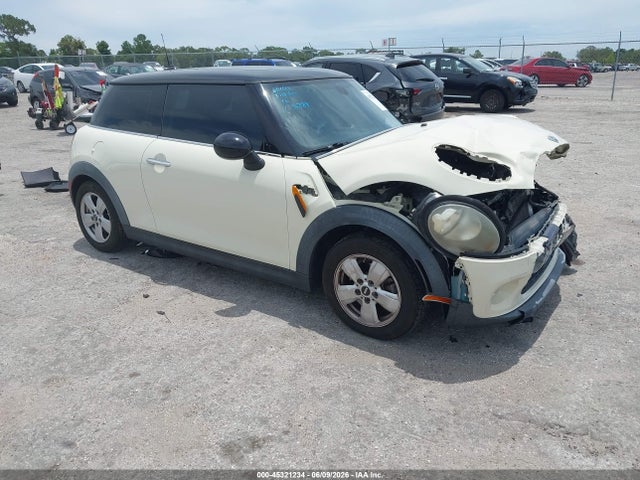 2015 MINI HARDTOP COOPER