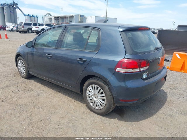 صورة 3 لـ 2013 Volkswagen GOLF 2.5L 4-DOOR