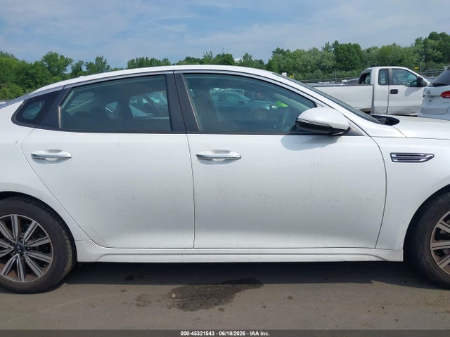 2019 KIA OPTIMA LX thumbnail 12