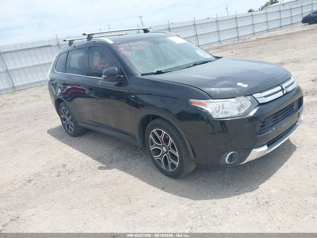 2015 MITSUBISHI OUT GT
