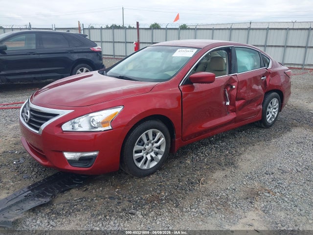 2015 Nissan ALTIMA 2.5 S 照片 2