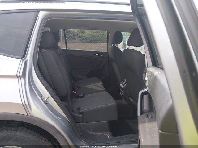 2019 VOLKSWAGEN TIGUAN 2.0T S 8