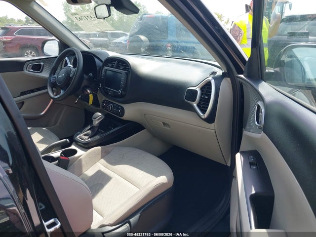 2023 KIA SOUL LX 照片 5