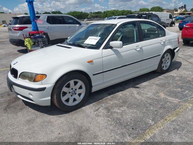 2003 BMW 325I 照片 2