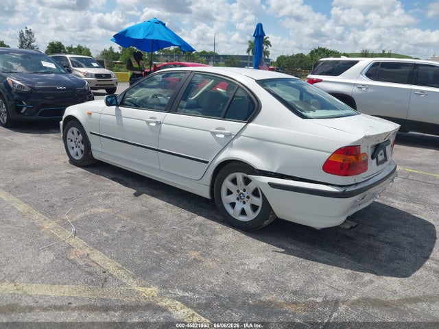 2003 BMW 325I 照片 3