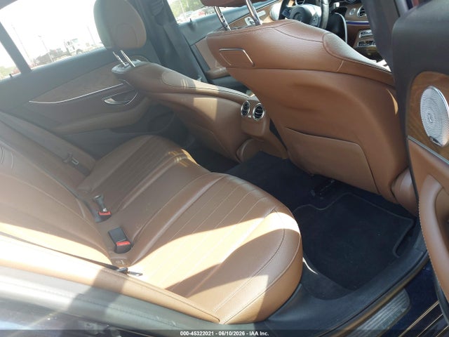 2018 Mercedes-BENZ E 300 4MATIC 照片 8
