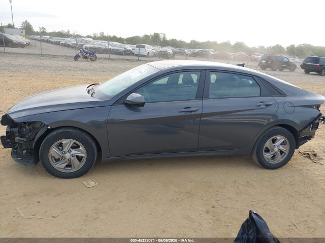 2024 Hyundai ELANTRA SE 缩略图 14