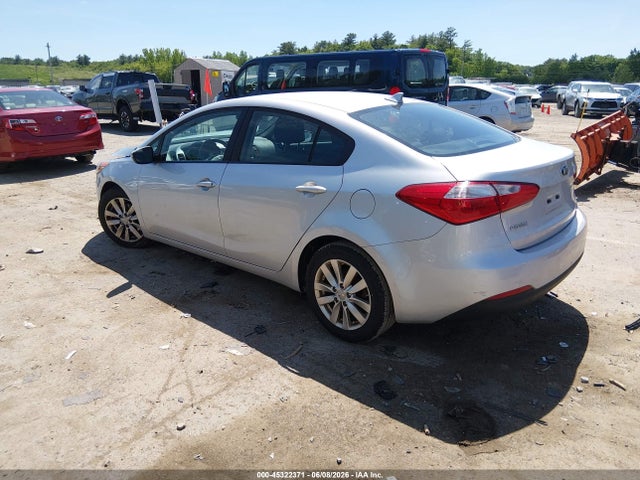 صورة 3 لـ 2016 KIA FORTE LX